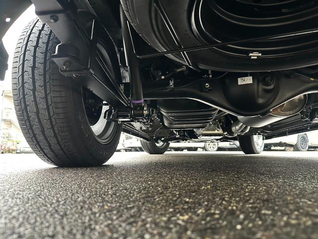 ハイエースバン スーパーＧＬ　ダークプライムＩＩ　モデリスタフルエアロ／ＥＳＳＥＸ１７インチアルミホイール／ベッドキット／純正７インチ／パノラミックビューモニター／パワースライドドア／デジタルインナーミラー／トヨタセーフティセンス／スマートキー（26枚目）