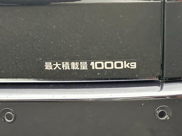 ハイエースバン スーパーＧＬ　ダークプライムＩＩ　モデリスタフルエアロ／ＥＳＳＥＸ１７インチアルミホイール／ベッドキット／純正７インチ／パノラミックビューモニター／パワースライドドア／デジタルインナーミラー／トヨタセーフティセンス／スマートキー（35枚目）