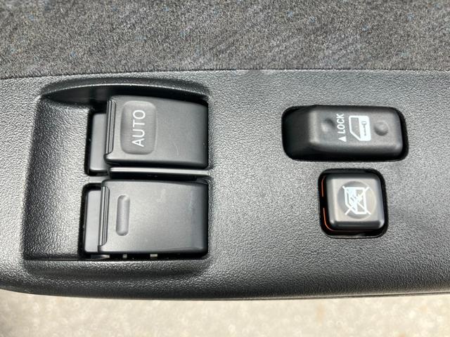 ハイエースワゴン グランドキャビン　登録済未使用車／４ＷＤ／４列１０人乗り／ハイルーフ／片側パワースライドドア／デジタルインナーミラー／パノラミックビューモニター／トヨタセーフティセンス／ＬＥＤヘッドライト／スマートキー（38枚目）