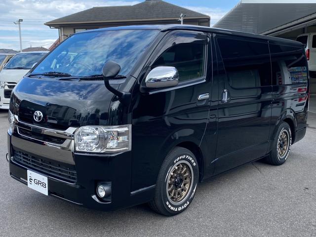 ハイエースバン スーパーＧＬ　ダークプライムＩＩ　ローダウン／ＥＳＳＥＸ１６インチアルミホイール／アルパインＢＩＧＸナビ／フリップダウンモニター／パワースライドドア／ベッドキット／リアカーゴマット／シートカバー／ＵＩｖｅｈｉｃｌｅスタビライザー（10枚目）