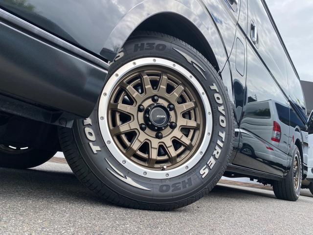 ハイエースバン スーパーＧＬ　ダークプライムＩＩ　ローダウン／ＥＳＳＥＸ１６インチアルミホイール／アルパインＢＩＧＸナビ／フリップダウンモニター／パワースライドドア／ベッドキット／リアカーゴマット／シートカバー／ＵＩｖｅｈｉｃｌｅスタビライザー（13枚目）