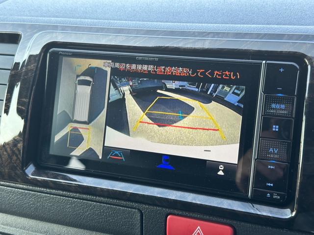 ハイエースバン スーパーＧＬ　ダークプライムＩＩ　ローダウン／ベッド／パノラミックビューモニター／デジタルインナーミラー／社外製コンソール／１６インチアルミホイール／カロッツェリアナビ／スライドドア／トヨタセーフティセンス／インナーブラックヘッド（17枚目）