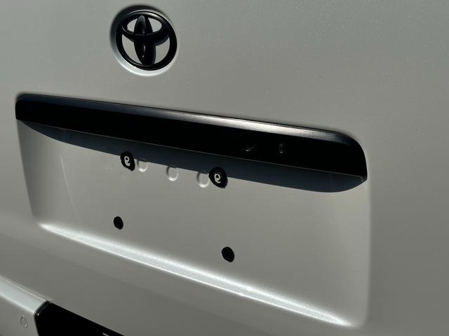 ハイエースバン スーパーＧＬ　ダークプライムＩＩ　ローダウン／ベッド／パノラミックビューモニター／デジタルインナーミラー／社外製コンソール／１６インチアルミホイール／カロッツェリアナビ／スライドドア／トヨタセーフティセンス／インナーブラックヘッド（37枚目）