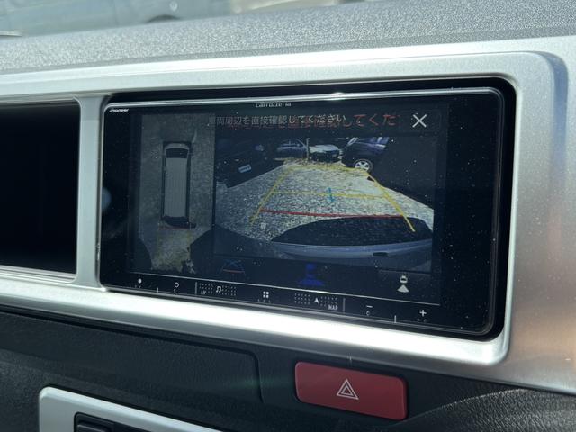 ハイエースワゴン GL 未登録新車/4WD/4列10人乗り/フリップダウンモニター/パワースライドドア/ベッド/シートカバー/床張り/ユーロボンネット/フロントリップ/ファブレス16インチアルミホイール/マッドフラップ(17枚目)