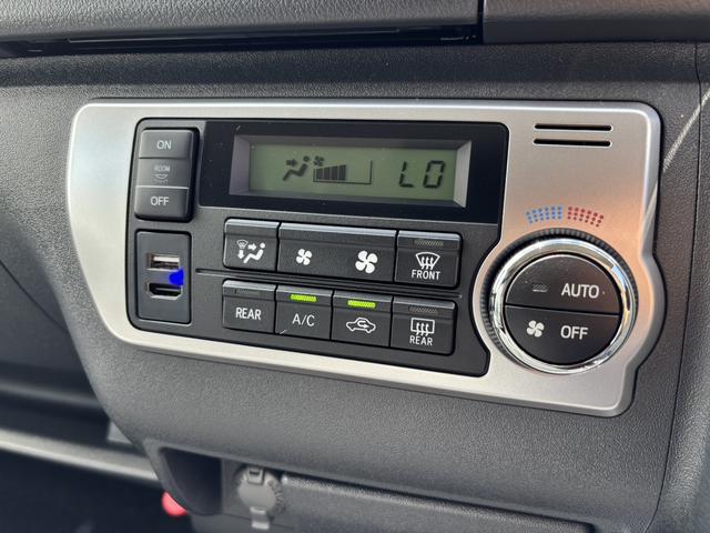 ハイエースワゴン GL 未登録新車/4WD/4列10人乗り/フリップダウンモニター/パワースライドドア/ベッド/シートカバー/床張り/ユーロボンネット/フロントリップ/ファブレス16インチアルミホイール/マッドフラップ(50枚目)