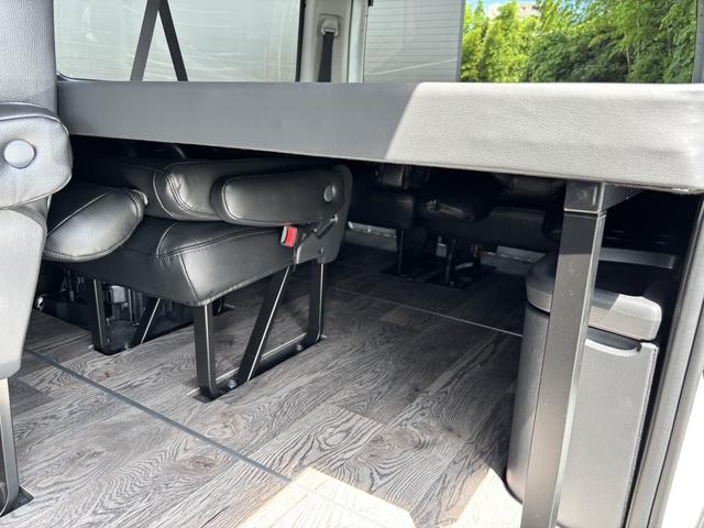 ハイエースワゴン GL 未登録新車/4WD/4列10人乗り/フリップダウンモニター/パワースライドドア/ベッド/シートカバー/床張り/ユーロボンネット/フロントリップ/ファブレス16インチアルミホイール/マッドフラップ(56枚目)