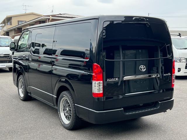 ハイエースバン スーパーGL ダークプライムII 寒冷地仕様/ワーク17インチアルミホイール/アルパイン11インチディスプレイオーディオ/パノラミックビューモニター/助手席エアバッグ/デジタルインナーミラー/ベッドキット/トヨタセーフティセンス(12枚目)
