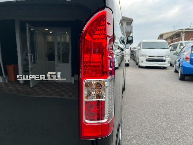 ハイエースバン スーパーGL ダークプライムII 寒冷地仕様/ワーク17インチアルミホイール/アルパイン11インチディスプレイオーディオ/パノラミックビューモニター/助手席エアバッグ/デジタルインナーミラー/ベッドキット/トヨタセーフティセンス(36枚目)