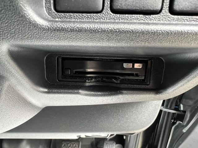 ハイエースバン スーパーGL ダークプライムII 寒冷地仕様/ワーク17インチアルミホイール/アルパイン11インチディスプレイオーディオ/パノラミックビューモニター/助手席エアバッグ/デジタルインナーミラー/ベッドキット/トヨタセーフティセンス(38枚目)