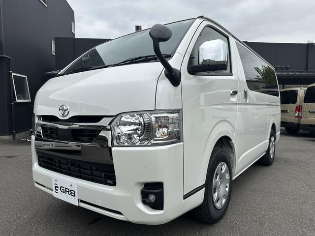 ハイエースバン スーパーGL ダークプライムII GR8ベッドキット/ケンウッドフローティングナビ/パワースライドドア/デジタルインナーミラー/パノラミックビューモニター/助手席エアバッグ/LEDヘッドライト/トヨタセーフティセンス/スマートキー(10枚目)