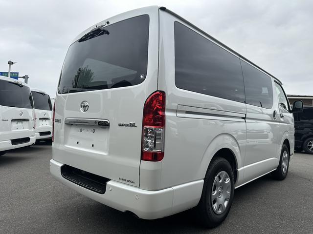 ハイエースバン スーパーGL ダークプライムII GR8ベッドキット/ケンウッドフローティングナビ/パワースライドドア/デジタルインナーミラー/パノラミックビューモニター/助手席エアバッグ/LEDヘッドライト/トヨタセーフティセンス/スマートキー(12枚目)