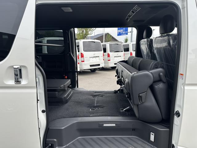 ハイエースバン スーパーGL ダークプライムII GR8ベッドキット/ケンウッドフローティングナビ/パワースライドドア/デジタルインナーミラー/パノラミックビューモニター/助手席エアバッグ/LEDヘッドライト/トヨタセーフティセンス/スマートキー(57枚目)