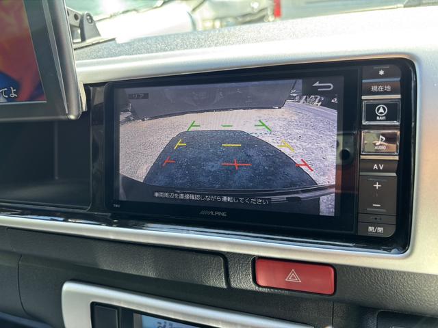 ハイエースバン ワイドスーパーＧＬ　ダークプライム　ローダウン／ＷＡＬＤエアロキット／ＷＡＬＤ１７インチアルミホイール／ＡＬＰＩＮＥナビ／小窓付きスライドドア／ベッドキット／カーゴマット／ドアミラーウインカー／オーバーフェンダー／ルーフスポイラー（17枚目）