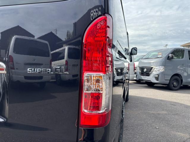 ハイエースバン スーパーGL ダークプライムII 4WD/寒冷地仕様/XTREME-J16インチアルミ/RTタイヤ/ベッドキット/パノラミックビューモニター/(35枚目)