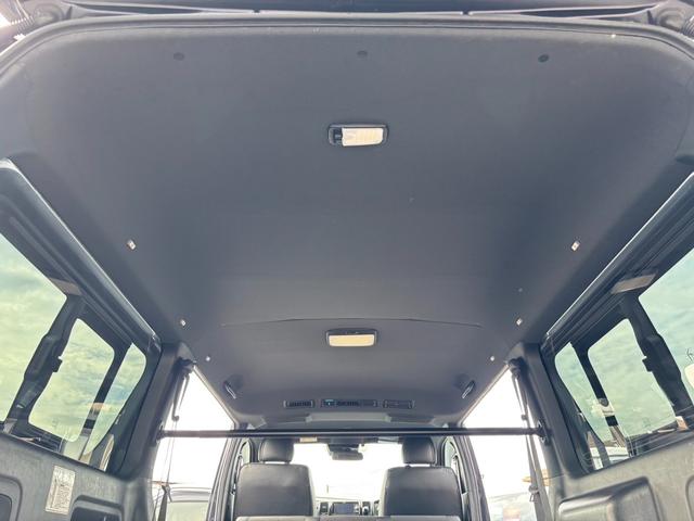 ハイエースバン スーパーGL ダークプライムII 4WD/寒冷地仕様/XTREME-J16インチアルミ/RTタイヤ/ベッドキット/パノラミックビューモニター/(58枚目)