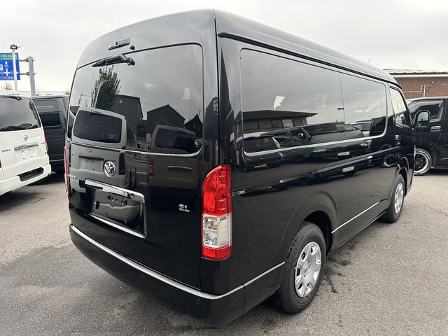 ハイエースワゴン GL 4列10人乗り/アルパインBIGXナビ/パノラミックビューモニター/デジタルインナーミラー/パワースライドドア/LEDヘッドランプ/トヨタセーフティセンス/スマートキー/AC100Vアクセサリー(11枚目)