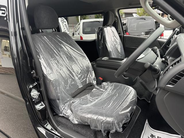 ハイエースワゴン GL 4列10人乗り/アルパインBIGXナビ/パノラミックビューモニター/デジタルインナーミラー/パワースライドドア/LEDヘッドランプ/トヨタセーフティセンス/スマートキー/AC100Vアクセサリー(18枚目)