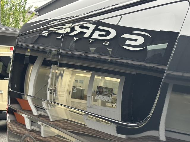 ハイエースワゴン GL 4列10人乗り/アルパインBIGXナビ/パノラミックビューモニター/デジタルインナーミラー/パワースライドドア/LEDヘッドランプ/トヨタセーフティセンス/スマートキー/AC100Vアクセサリー(33枚目)