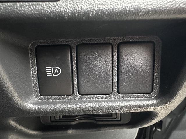 ハイエースバン DX GLパッケージ 6人乗り/アルパインBIGXナビ/ETC/パノラミックビューモニター/LEDヘッドライト/トヨタセーフティセンス(40枚目)