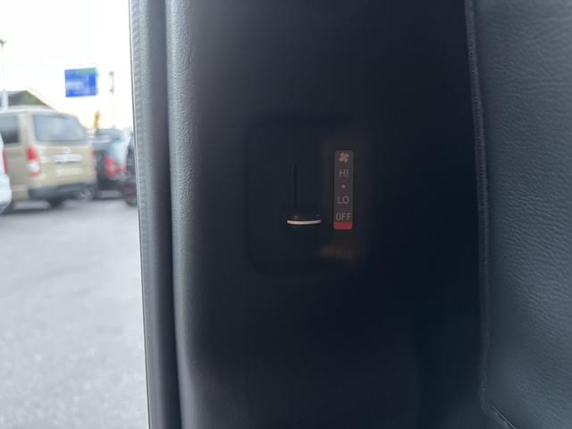 ハイエースバン ロングスーパーＧＬ　アースカラー／ＲＡＹＳアルミホイール／ＢＩＧ－Ｘ／ベッドキット／シートカバー／パノラミック／デジミラ／パワスラ／（50枚目）