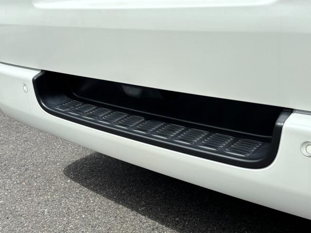 ハイエースバン スーパーGL ダークプライムII ローダウン/新品16インチアルミホイール/TRDフロントスポイラー/アルパインBIGXナビ/両側パワースライドドア/デジタルインナーミラー/パノラミックビューモニター/純正リアルーフスポイラー(39枚目)