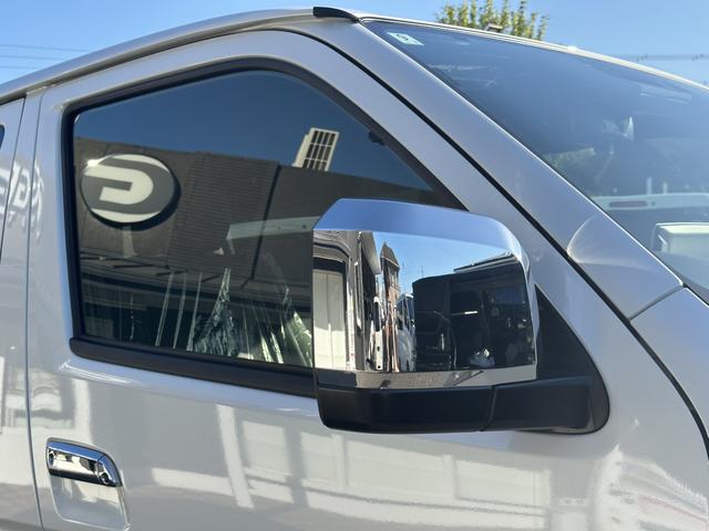 ハイエースバン ロングスーパーＧＬ　ダークプライムＳ　４ＷＤ／寒冷地仕様／２０周年記念車／ＧＲ８フロントスポイラー／バトルシップ１７インチアルミホイール／ＡＴタイヤ／アルパインＢＩＧＸナビ／デジタルインナーミラー／リアフォグランプ／専用アブソーバー（32枚目）