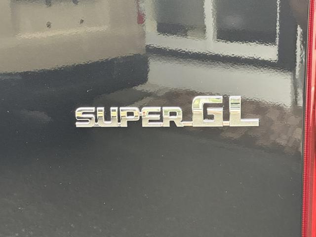 ハイエースバン スーパーGL ダークプライムII モデリスタフルエアロ/ESSEX17インチアルミホイール/ベッドキット/純正7インチ/パノラミックビューモニター/パワースライドドア/デジタルインナーミラー/トヨタセーフティセンス/スマートキー(34枚目)
