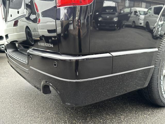 ハイエースバン スーパーGL ダークプライムII モデリスタフルエアロ/ESSEX17インチアルミホイール/ベッドキット/純正7インチ/パノラミックビューモニター/パワースライドドア/デジタルインナーミラー/トヨタセーフティセンス/スマートキー(40枚目)