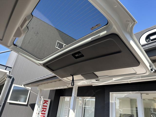 ハイエースワゴン グランドキャビン 登録済未使用車/4WD/4列10人乗り/パワースライドドア/デジタルインナーミラー/パノラミックビューモニター/(57枚目)