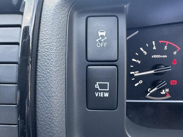ハイエースバン ロングスーパーGL ダークプライムS 20thアニバーサリー/1.5インチローダウン/GR8エアロ/ESSEX17インチアルミホイール/ディスプレイオーディオ/パワースライドドア/パノラミックビューモニター/デジタルインナーミラー/(41枚目)