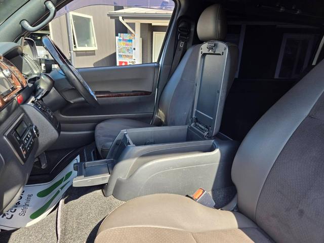 ハイエースバン スーパーGL 50TH アニバーサリーリミテッド 4WD/寒冷地仕様/50thアニバーサリー/16インチアルミホイール/ATタイヤ/カロッツェリア7インチナビ/フロントスポイラー/両側パワースライドドア/助手席エアバッグ/トヨタセーフティセンス(51枚目)