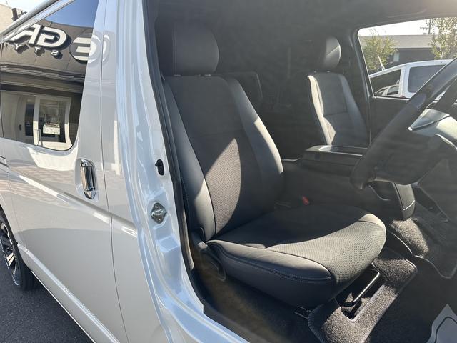 ハイエースバン スーパーGL ダークプライムII BIG-DA/パワスラ/パノラミックビュー/TRDフロントスポイラー/バルベロ17インチアルミホイール/ベッド(17枚目)