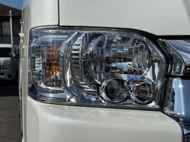 ハイエースワゴン グランドキャビン　登録済未使用車／４ＷＤ／寒冷地仕様／ファインテックツアラー／４列１０人乗り／カロッツェリアナビ／デジタルインナーミラー／パノラミックビューモニター／パワースライドドア／フォグライト（27枚目）