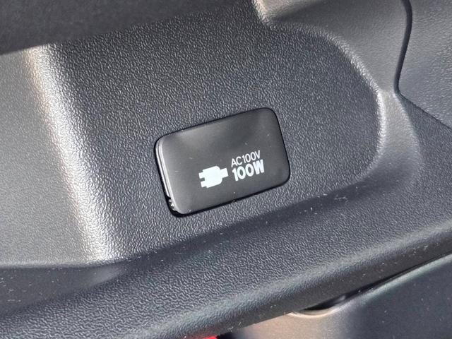 ハイエースワゴン グランドキャビン　登録済未使用車／４ＷＤ／寒冷地仕様／ファインテックツアラー／４列１０人乗り／カロッツェリアナビ／デジタルインナーミラー／パノラミックビューモニター／パワースライドドア／フォグライト（45枚目）