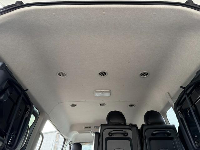 ハイエースワゴン GL 未登録新車/4WD/4列10人乗り/アルパインBIGXナビ/フリップダウンモニター/モデリスタスポイラー/16インチアルミホイール/シートカバー/パワースライドドア/パノラミックビューモニター/(52枚目)