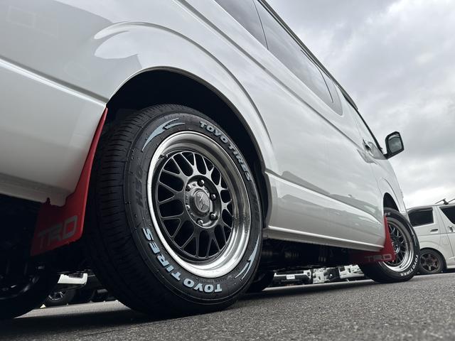ハイエースワゴン GL 未登録新車/4WD/4列10人乗り/アルパインBIGXナビ/フリップダウンモニター/モデリスタスポイラー/16インチアルミホイール/シートカバー/パワースライドドア/パノラミックビューモニター/(57枚目)