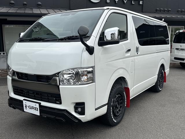 ハイエースバン ロングスーパーＧＬ　ダークプライムＳ　登録済未使用車／４ＷＤ／２０周年記念車／バッドフェイス／フロントスポイラー／アルパインＢＩＧＸナビ／ベッド（10枚目）