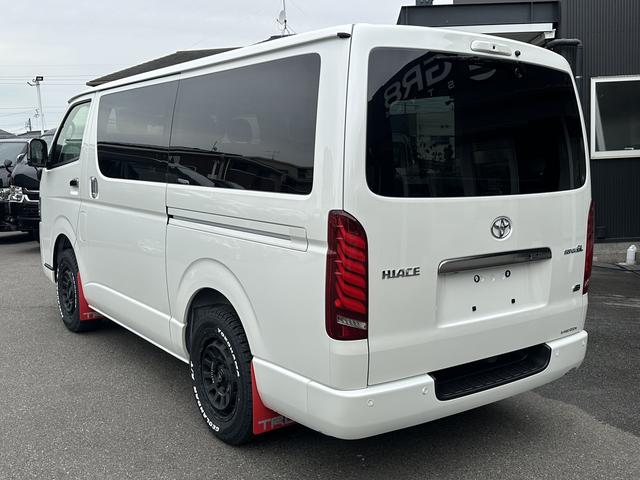 ハイエースバン ロングスーパーＧＬ　ダークプライムＳ　登録済未使用車／４ＷＤ／２０周年記念車／バッドフェイス／フロントスポイラー／アルパインＢＩＧＸナビ／ベッド（12枚目）