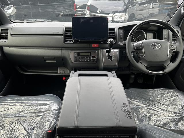 ハイエースバン ロングスーパーＧＬ　ダークプライムＳ　登録済未使用車／４ＷＤ／２０周年記念車／バッドフェイス／フロントスポイラー／アルパインＢＩＧＸナビ／ベッド（15枚目）