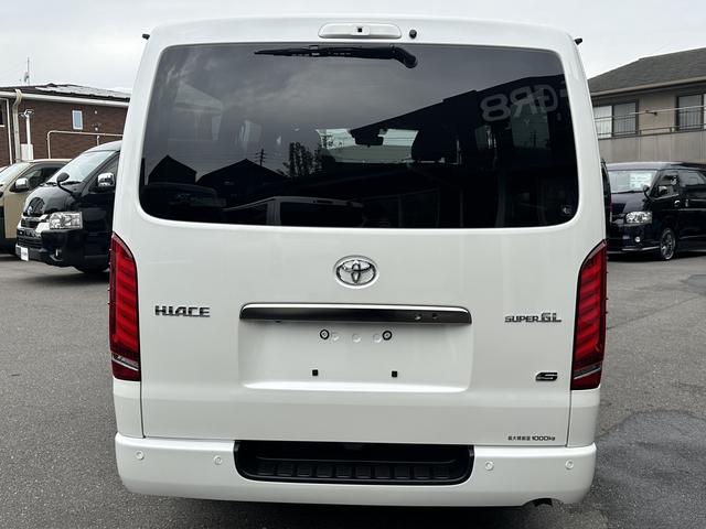 ハイエースバン ロングスーパーＧＬ　ダークプライムＳ　登録済未使用車／４ＷＤ／２０周年記念車／バッドフェイス／フロントスポイラー／アルパインＢＩＧＸナビ／ベッド（22枚目）