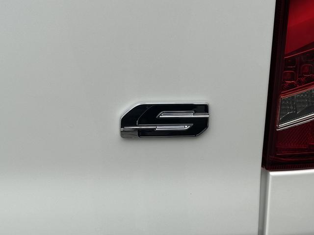 ハイエースバン ロングスーパーＧＬ　ダークプライムＳ　登録済未使用車／４ＷＤ／２０周年記念車／バッドフェイス／フロントスポイラー／アルパインＢＩＧＸナビ／ベッド（40枚目）