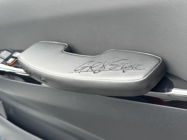 ハイエースバン ロングスーパーＧＬ　ダークプライムＳ　登録済未使用車／４ＷＤ／２０周年記念車／バッドフェイス／フロントスポイラー／アルパインＢＩＧＸナビ／ベッド（43枚目）