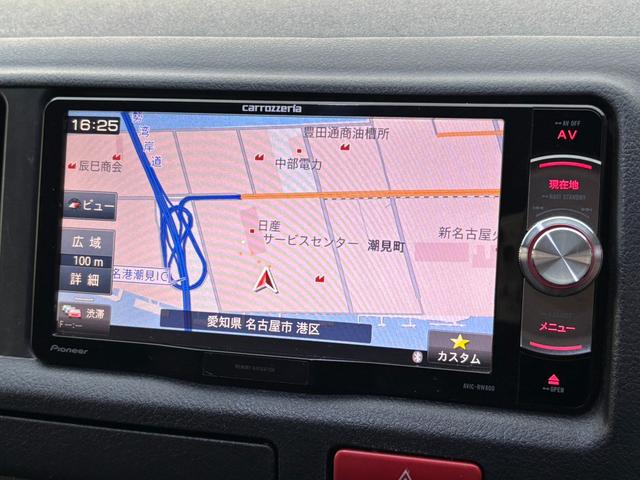 ハイエースバン ＳロングワイドＤＸ　ＧＬパッケージ　１７インチホイール／フロントスポイラー／７インチナビ／ＬＥＤヘッドライト／ベットキット／助手席エアバック／室内ルーフラック／床張り／リアヒーターリアクーラー／フォグランプ／コーナーセンサー（2枚目）