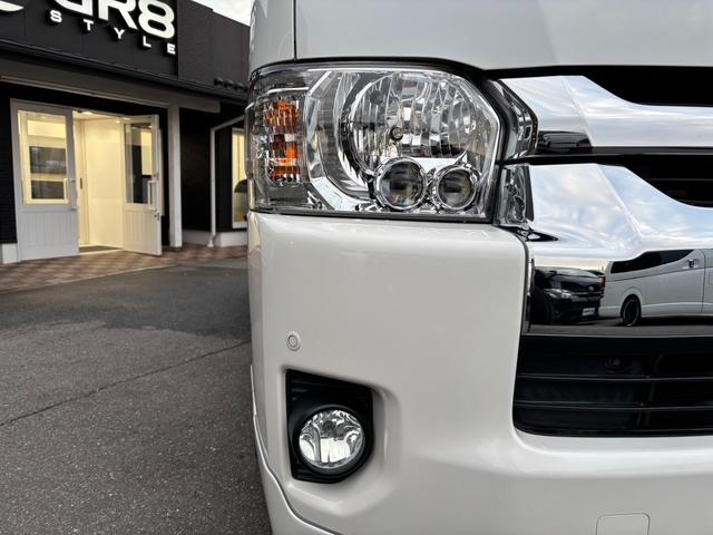 ハイエースバン ＳロングワイドＤＸ　ＧＬパッケージ　１７インチホイール／フロントスポイラー／７インチナビ／ＬＥＤヘッドライト／ベットキット／助手席エアバック／室内ルーフラック／床張り／リアヒーターリアクーラー／フォグランプ／コーナーセンサー（15枚目）