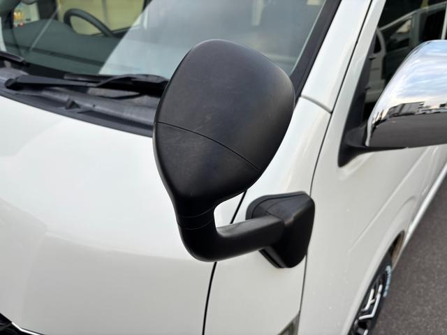 ハイエースバン ＳロングワイドＤＸ　ＧＬパッケージ　１７インチホイール／フロントスポイラー／７インチナビ／ＬＥＤヘッドライト／ベットキット／助手席エアバック／室内ルーフラック／床張り／リアヒーターリアクーラー／フォグランプ／コーナーセンサー（31枚目）