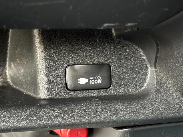 ハイエースバン ＳロングワイドＤＸ　ＧＬパッケージ　１７インチホイール／フロントスポイラー／７インチナビ／ＬＥＤヘッドライト／ベットキット／助手席エアバック／室内ルーフラック／床張り／リアヒーターリアクーラー／フォグランプ／コーナーセンサー（44枚目）