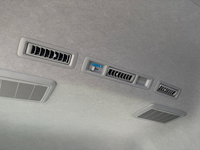 ハイエースバン ＳロングワイドＤＸ　ＧＬパッケージ　１７インチホイール／フロントスポイラー／７インチナビ／ＬＥＤヘッドライト／ベットキット／助手席エアバック／室内ルーフラック／床張り／リアヒーターリアクーラー／フォグランプ／コーナーセンサー（52枚目）