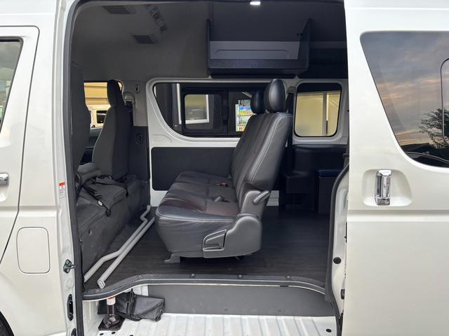 ハイエースバン ＳロングワイドＤＸ　ＧＬパッケージ　１７インチホイール／フロントスポイラー／７インチナビ／ＬＥＤヘッドライト／ベットキット／助手席エアバック／室内ルーフラック／床張り／リアヒーターリアクーラー／フォグランプ／コーナーセンサー（53枚目）