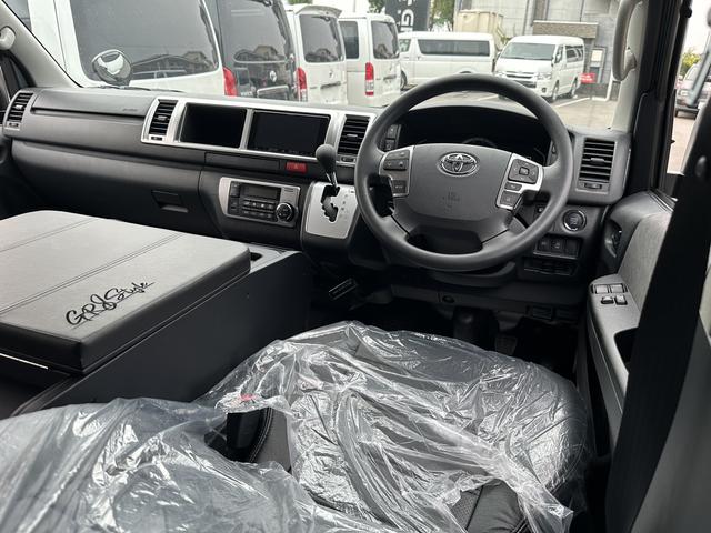ハイエースワゴン GL 未登録新車/4列10人乗り/カロッツェリア7inナビ/モデリスタフロントスポイラー/バルベロ17inアルミタイヤ(15枚目)
