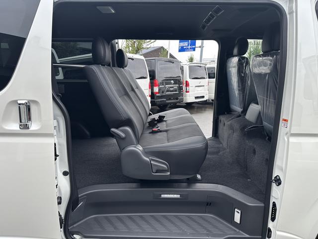 ハイエースバン スーパーGL ダークプライムII 4WD/デジタルインナーミラー/両側スライドドア/ETC2.0/スマートキー/LEDヘッドライト/助手席エアバッグ/トヨタセーフティセンス/AC100V電源/ハーフレザーシート/ドアバイザー(47枚目)